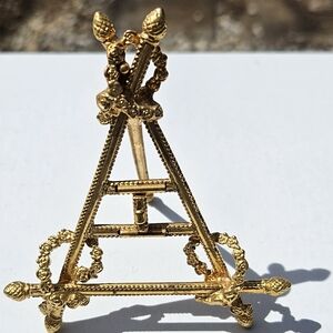 Elegant Gold Tone Easel